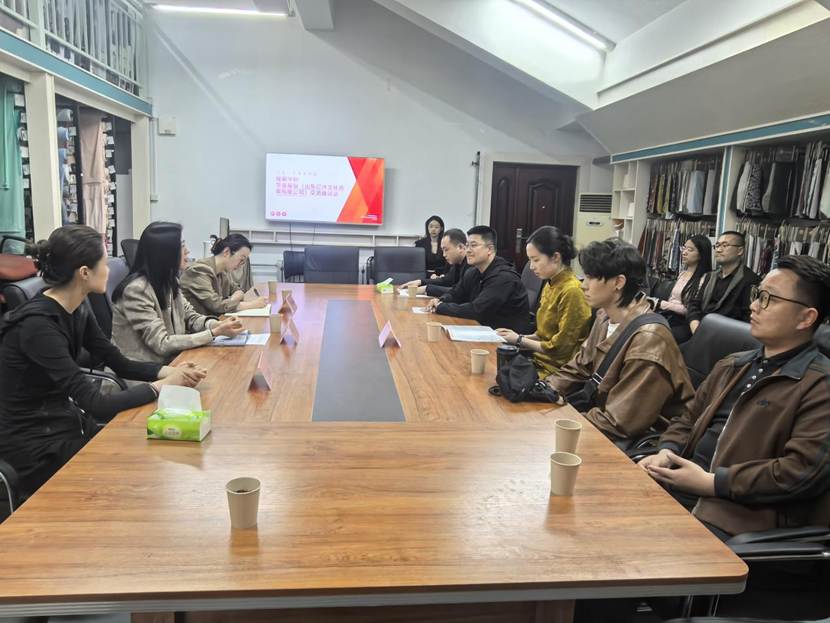 5dd93133d5946f39d8e8e19952d23055