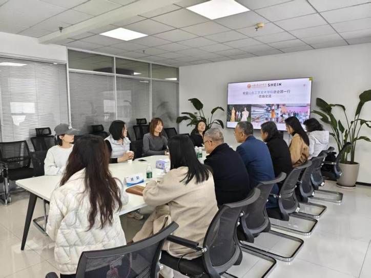 94325ba01cab11b95dd47bea48c21416